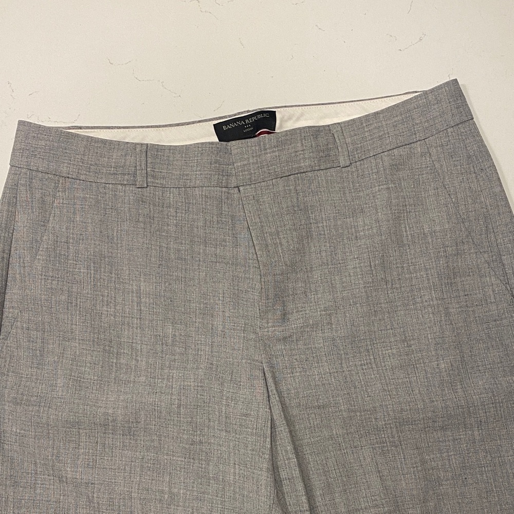 Banana Republic Womens Light Gray Flat Front Shorts